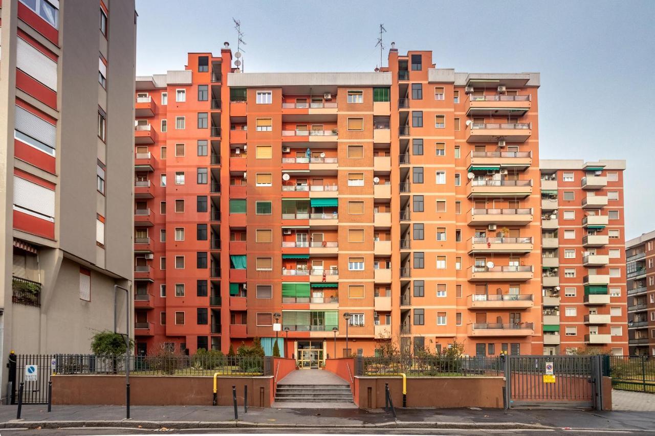 A Casa Di Ale Apartment Cinisello Balsamo Exterior foto